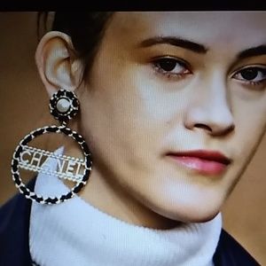 Welcome to my closet!!